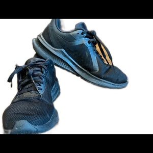 Nike Black Shoe Black Sole Running Shoes Size 6.5 Downshifter